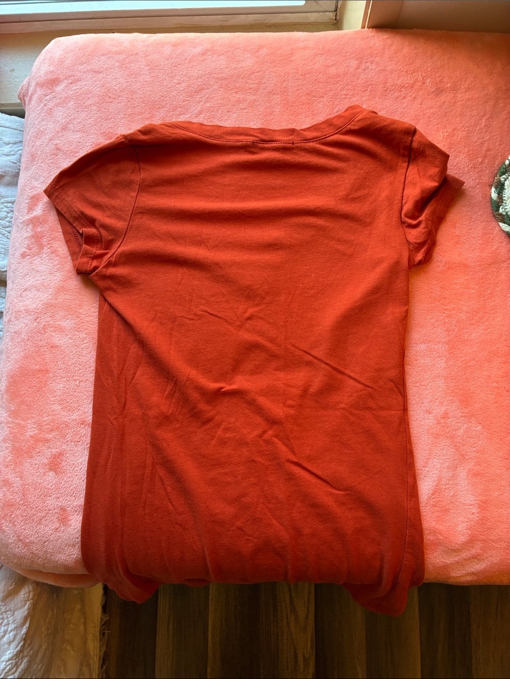 Bundle Of 3, Cotton Blend Women’s Tops In Size Small- 2 V-Necks & A Coral Tank - Picture 6 of 14